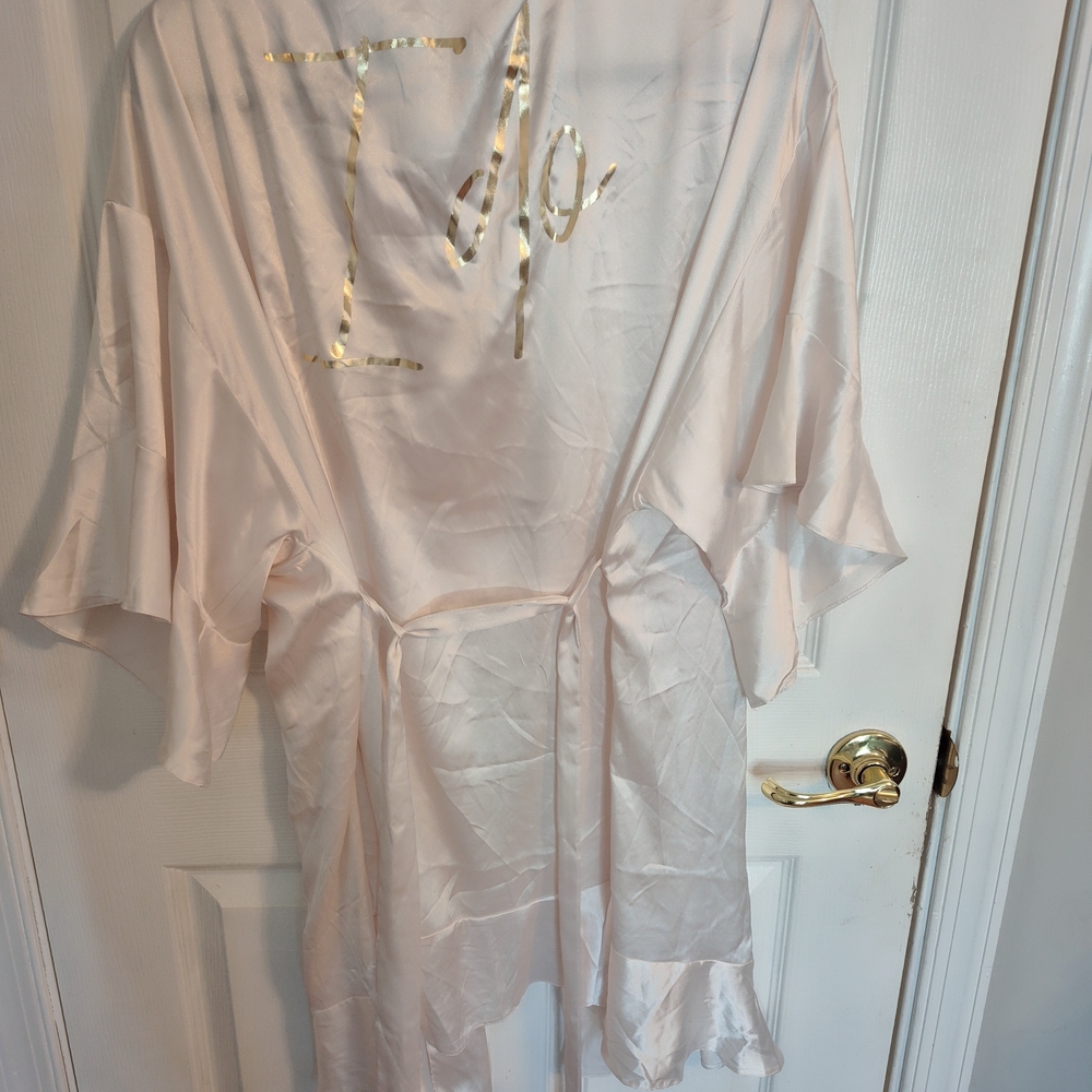 Victoria's Secret Ivory Satin Robe